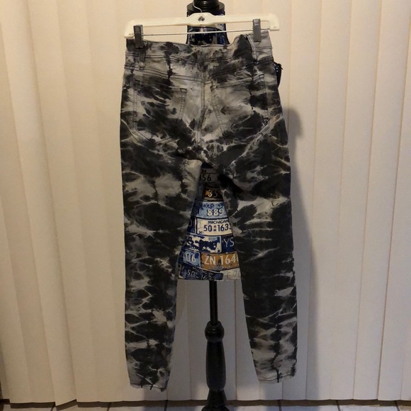 Bebe Jeans - Picture 3 of 7